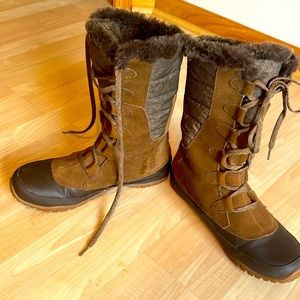 North Face winter boots Nuptse, Size 10